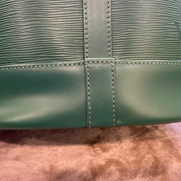 Louis Vuitton Randonnee PM Epi Borneo Green - Picture 14 of 16